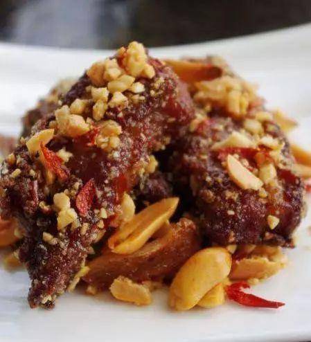 
精选美食：豉油虾韭菜丸、花生香酥排骨、糖醋鲤鱼、番茄炒玉米的做法‘火狐电竞平台’(图3)