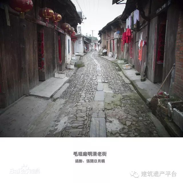 “火狐电竞官网”戴琳停赛将加速鲁能王牌中卫回归!能力不俗曾深受德甲名帅器重(图1) 火狐电竞官网